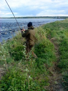 Fisk drillade laxen i fiskereportage förväntningar kan lätt bli frustration i fisketidning fiskemagasinet.se