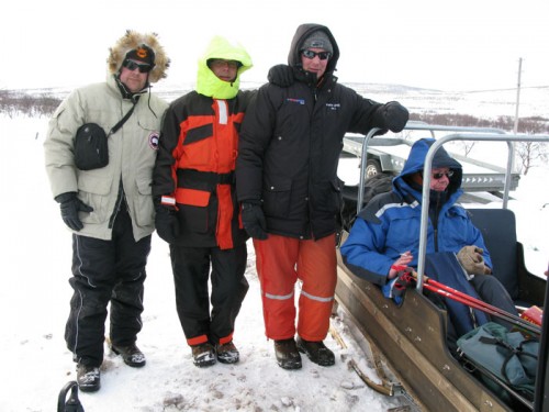 låna snöskotrar i fiskereportaget röde baron i iesjavri i fisketidningen fiskemagasinet.se