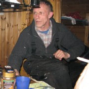 Det var ju ljust nils-rolf berättar om smeknamnet i fiskereportaget röde baron i iesjavri på fisketidning