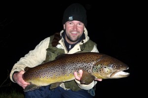 Rekordöringen hela 6,3 kg i fiskereportage öringsrekord i strömhult i fisketidningen fiskemagasinet.se